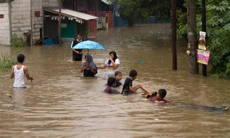 Arti mimpi melihat sungai banjir berwarna coklat  Mimpi naik perahu kerap kali dikaitkan dengan kemakmuran dan rezeki