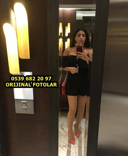 Ataköy sınırsız escort  Merhaba canım ben Ataköy Suriyeli escort Makbule, oral seks başta olmak üzere grup seks ve anal seks gibi farklı seks seanslarını sizlere sunan vip güzel kızlardan birisiyim