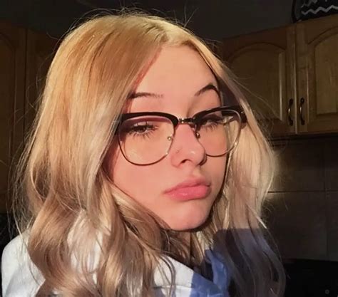 Aubrey jeffery leak  She shared her first TikTok video on September 11, 2019, which was a shot of her drinking a soda from Mcdonald's and striking different poses before beating up a large teddy bear