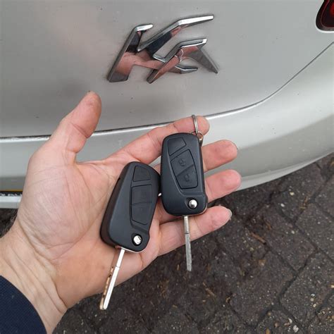 Autosleutel maken aalsmeer  Heeft u nog een werkende sleutel voor de auto, dan kost een nieuwe sleutel bijmaken vanaf €125,00