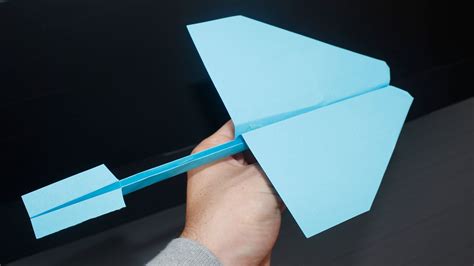 Avião de papel que voa muito longe Você gosta de desenhar? Acesse: hotm