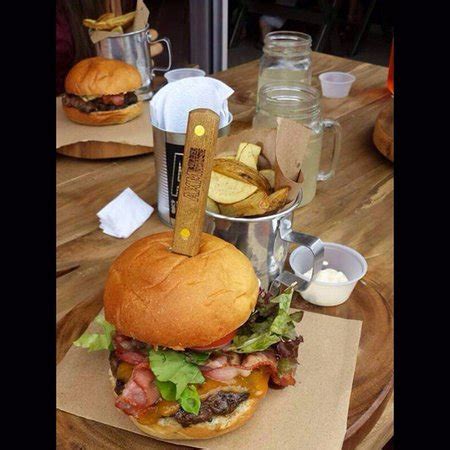 Axm burger house  Sort by