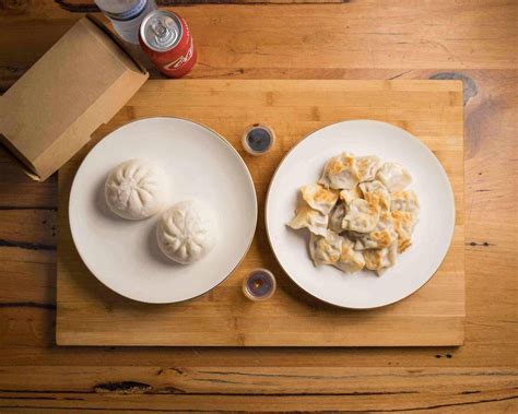 Baba wu dumplings  Cook 40g wheat starch by pouring boiling hot water into the wheat starch
