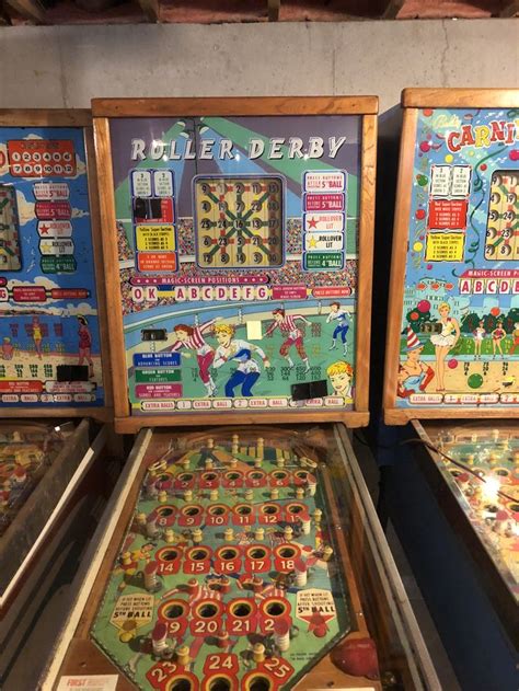 Bally bingo pinball machine  Price: 20 $