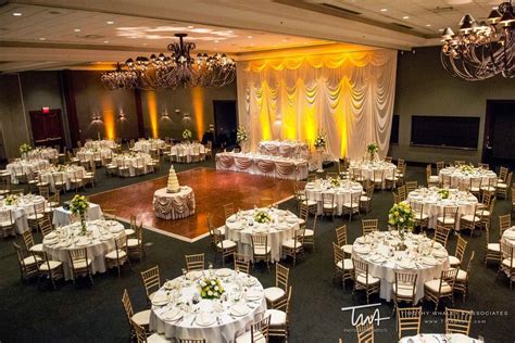 Banquet weddings in hoffman estates  I was planning…The Stonegate Conference and Banquet Centre: Daughter's November Wedding - See 7 traveler reviews, 2 candid photos, and great deals for Hoffman Estates, IL, at Tripadvisor