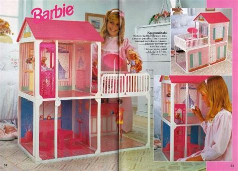 2023 Barbie Dreamhouse 