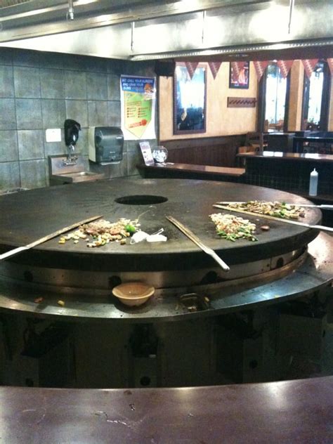 Bd's mongolian grill sterling heights menu  Server
