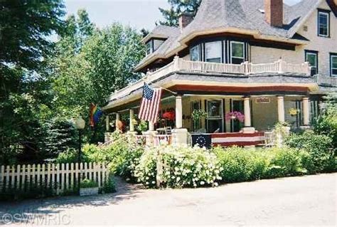 Bed and breakfast douglas mi 219 N Union St