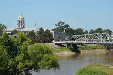 Bed and breakfast greenwood ms  Enjoy free breakfast, free WiFi, and free parking