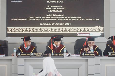 Beda promovendus dan promovenda Sidang Ujian Terbuka Promosi Doktor untuk Promovendus Koniherawati, M