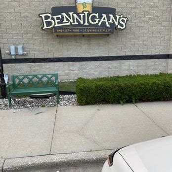 Bennigan's mt pleasant mi  Old Chicago (Okemos) Pizza place