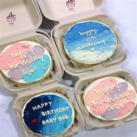 Bento cake chorando Order from our adorable bento cakes at Looshi's Bakery! These minimalist designed bento cakes are perfect for a mini celebration