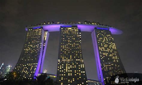 Berühmtes hotel singapur  It was once the London home of stars including Cary