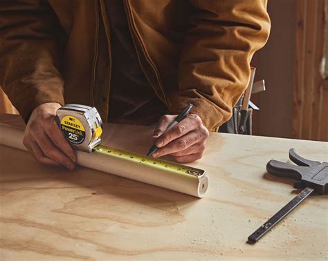 Is DeWalt's Cordless 20V MAX the Best Compact Router? - Tested by Bob Vila