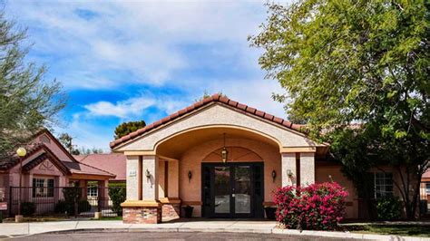 Best rehab facilities in arizona Browse a wide range of treatment options, including luxury residential facilities, outpatient methadone clinics, support groups, and counseling options located near Chandler