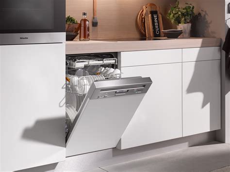 Best semi integrated dishwasher  (31) 82 x 60 x 55
