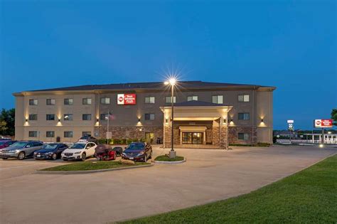 Best western plus red river inn <em> 902 West 2nd St</em>