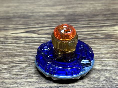 Beyblade f230  - The Gayblader