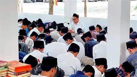 Biaya pendaftaran pondok pesantren gus baha 2023 08 Hapus Komentar