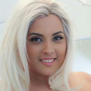 Bigcutieskylar COM - Model: Skylar - Irresistibly Stunning Plumper with curves that are out