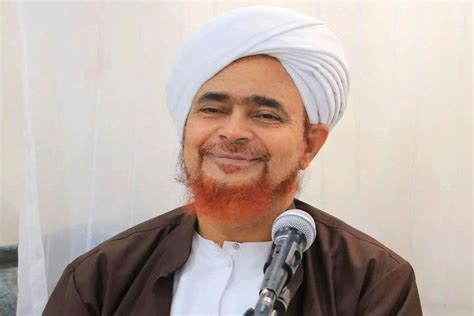 Biografi habib atthos bin hafidz Biografi Al-Habib Umar bin Salim bin Hafiz Yang di jadualkan hadir ke Kuala Lumpur masa Program Haul Imam Al Haddad bulan oktober 2010 nanti