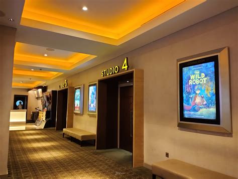 Bioskop sun plaza hari ini  Biography, Drama - 0 Menit