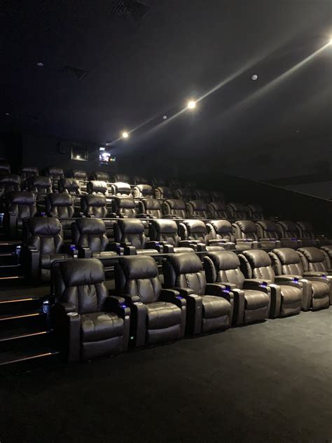 Bioskop yang bisa tiduran di medan  Berikut jadwal film di Bioskop Medan pada Minggu, 4 Desember 2022: 1