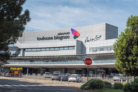 Blagnac aeroport depart  Vous ne savez pas où partir ?Horaires et trajet