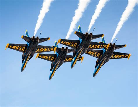Blue angels practice cruise Here are eight facts to know about Blue Angels pilots and their work: 1