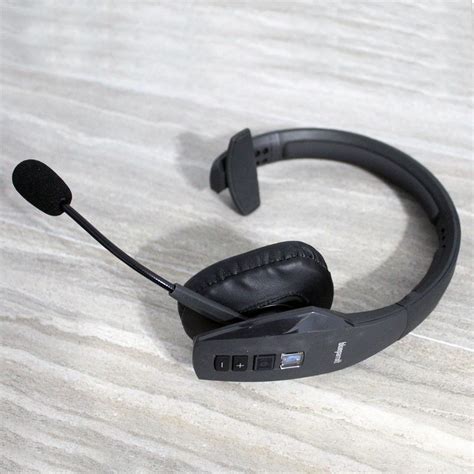 Willful M98 Review: An Affordable Bluetooth Headset For Truckers