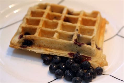 Blueberry waffles disease  In a large bowl, mix together the cornmeal, flour, baking powder, sugar and salt
