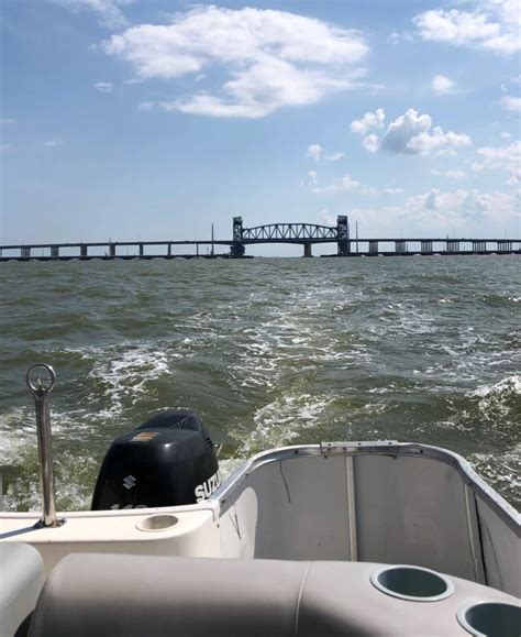 Boat rentals galveston  Up to 12 passengers