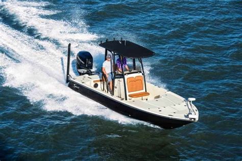 Boats for ssle  Higher performance models now listed come rigged with motors up to 1,903 horsepower, while shorter, more affordable more functional models may have as modest as 135 horsepower