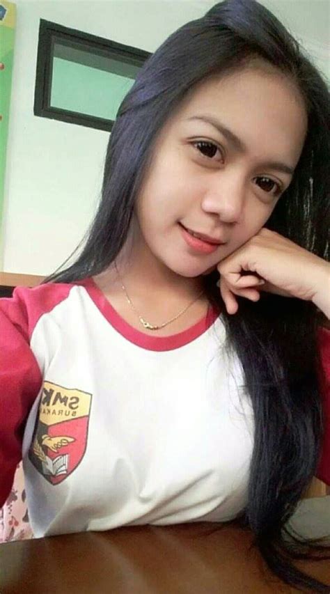 Bokep bugil mulus 