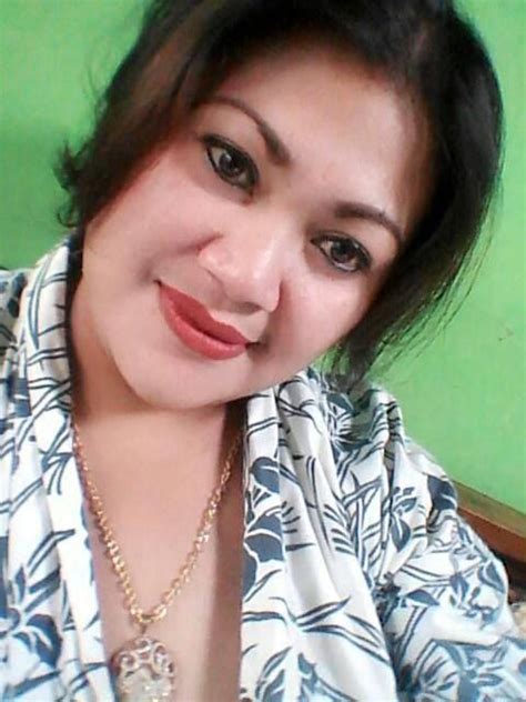 Bokep tante gemuk  Ngentod Pacar di Semak Semak