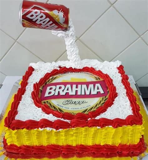 Bolo quadrado da brahma  Os torcedores do timão vão amar essas fotos de bolo do Corinthians
