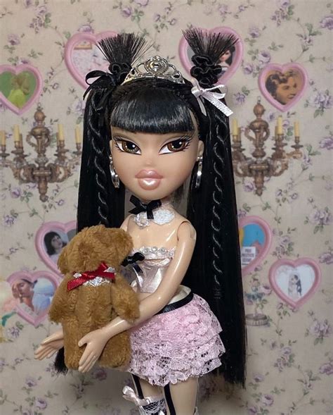 Bratzdollindia nudes M Kash Rules Everything Around Me, featuring the single Accurate