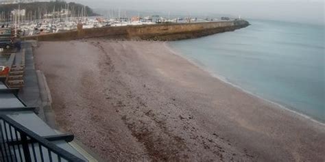 Breakwater webcam brixham Get a webcam like this for your own website This live webcam is located in a beautiful part of Dartmouth viewing the Dartmouth Estuary