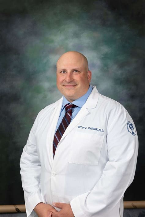 Brian stapinski md  Spar, MD is an internal medicine practitioner who practices internal medicine, nephrology / renal medicine, and primary care medicine