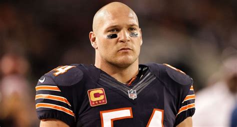 Brian urlacher career earnings  The 12-year veteran seems to have turned back the clock this year, racking up 61