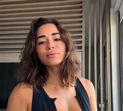 Bru luccas only fans leaks  She worked as a handywoman at a McDonald's, as a