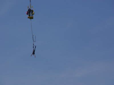 Bungee jumping west midlands  From £250