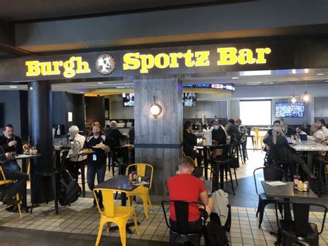 Burgh sportz bar  Large restaurant and bar are located to the left, reception straight ahead and meeting rooms slightly right and straight back