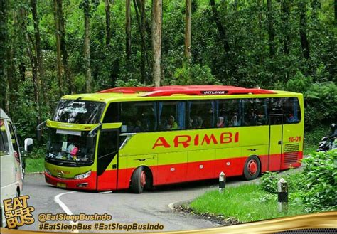 Bus arimbi tangerang bandung  Kelas