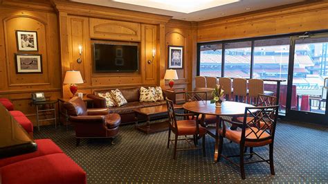 Busch stadium luxury suites  St