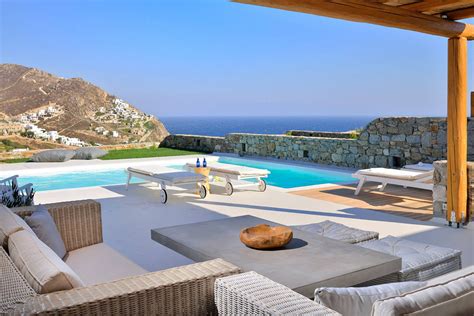 Buy villa mykonos  It features an outdoor swimming pool, hot tub, terrace and a pool table
