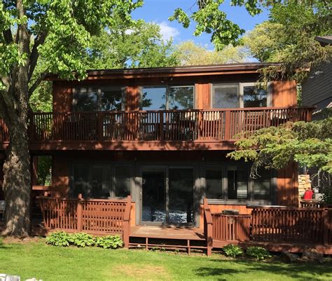 Cabin rentals chain of lakes waupaca  The Waupaca Chain O' Lakes is located in Central Wisconsin, a great destination for vacationers from the Fox Valley, Milwaukee, Green Bay, Chicago and Minneapolis areas