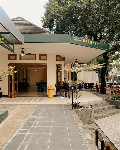 Cafe di dipatiukur COM - - Rekomendasi 5 cafe unik, aesthetic, unik, nuansa alam dan pastel murah jika berkunjung ke Bandung