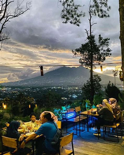 Cafe di puncak view bagus 12 Tempat Makan di Puncak dengan View yang Bagus