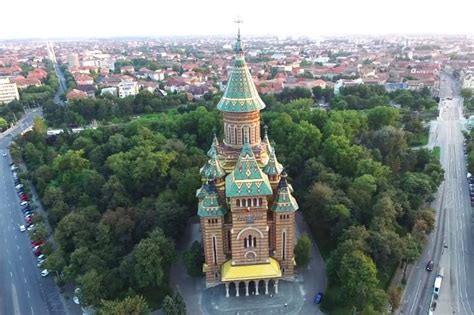 Camere live timisoara catedrala  A devenit unul dintre simbolurile Timişoarei